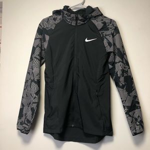Nike women’s flash running jacket